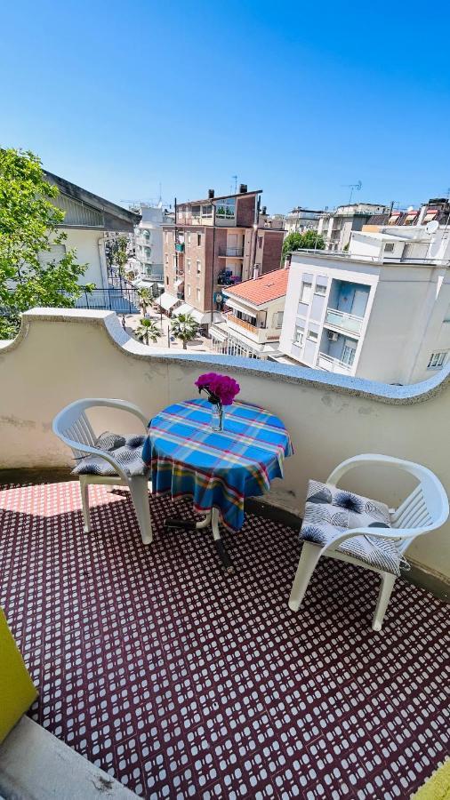 Hotel Sorriso Cattolica Buitenkant foto