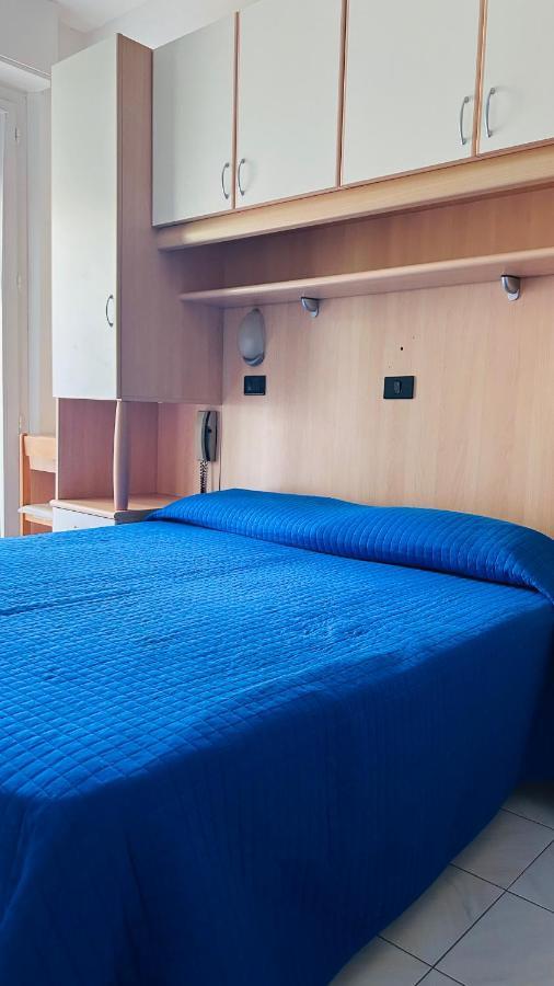 Hotel Sorriso Cattolica Buitenkant foto