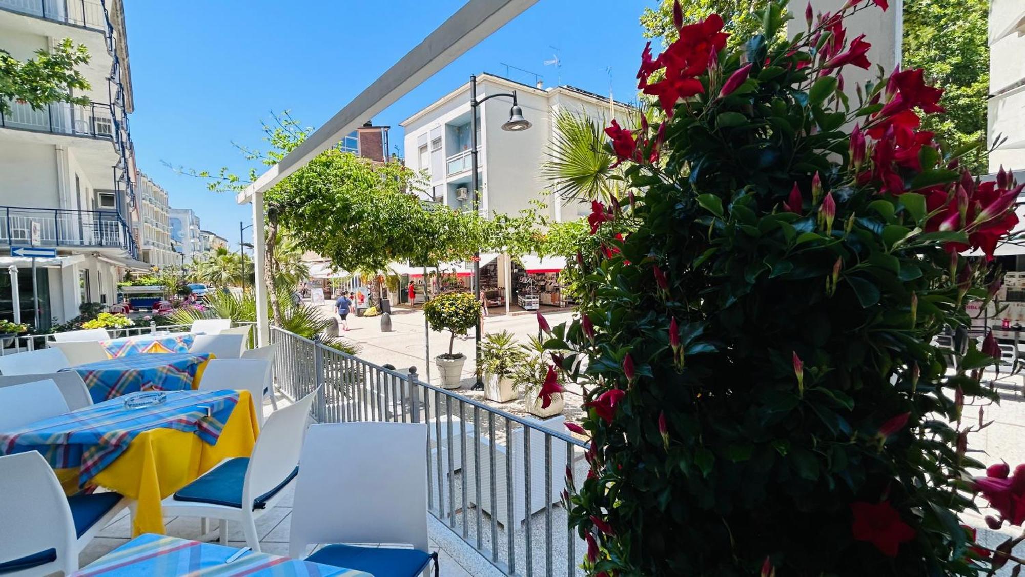 Hotel Sorriso Cattolica Buitenkant foto
